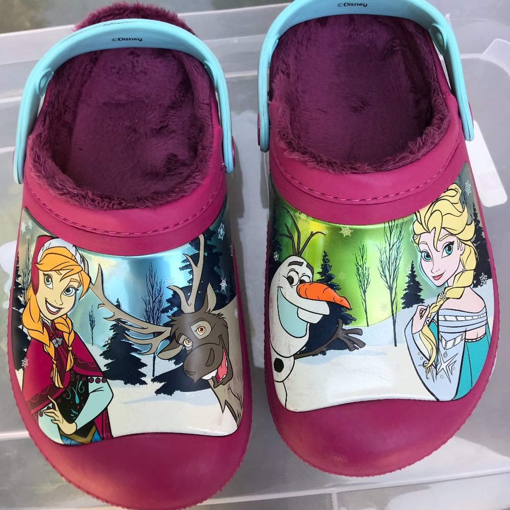 CROCS DISNEY frozen Characters clogs shoes  with inner Faux Fur size J2